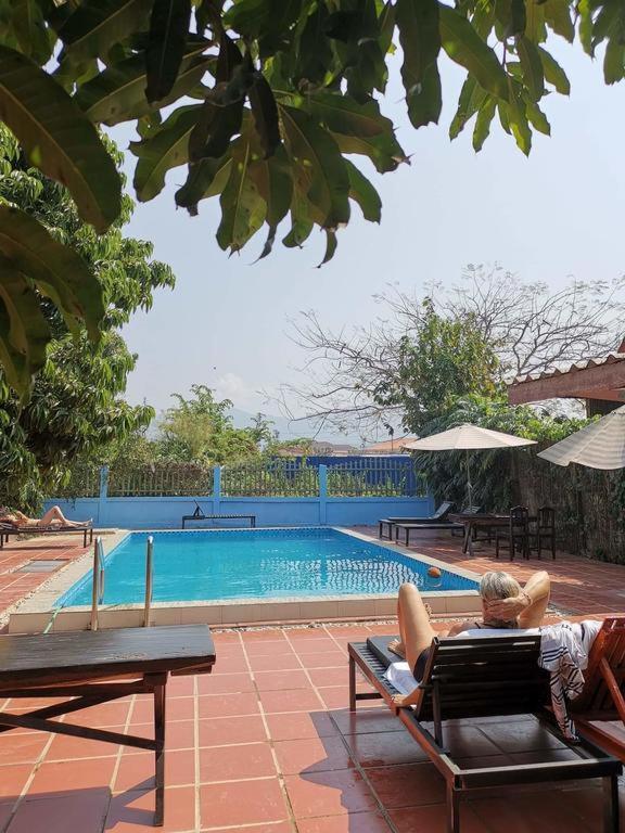 Vang Vieng Galaxy Hotel Exteriör bild